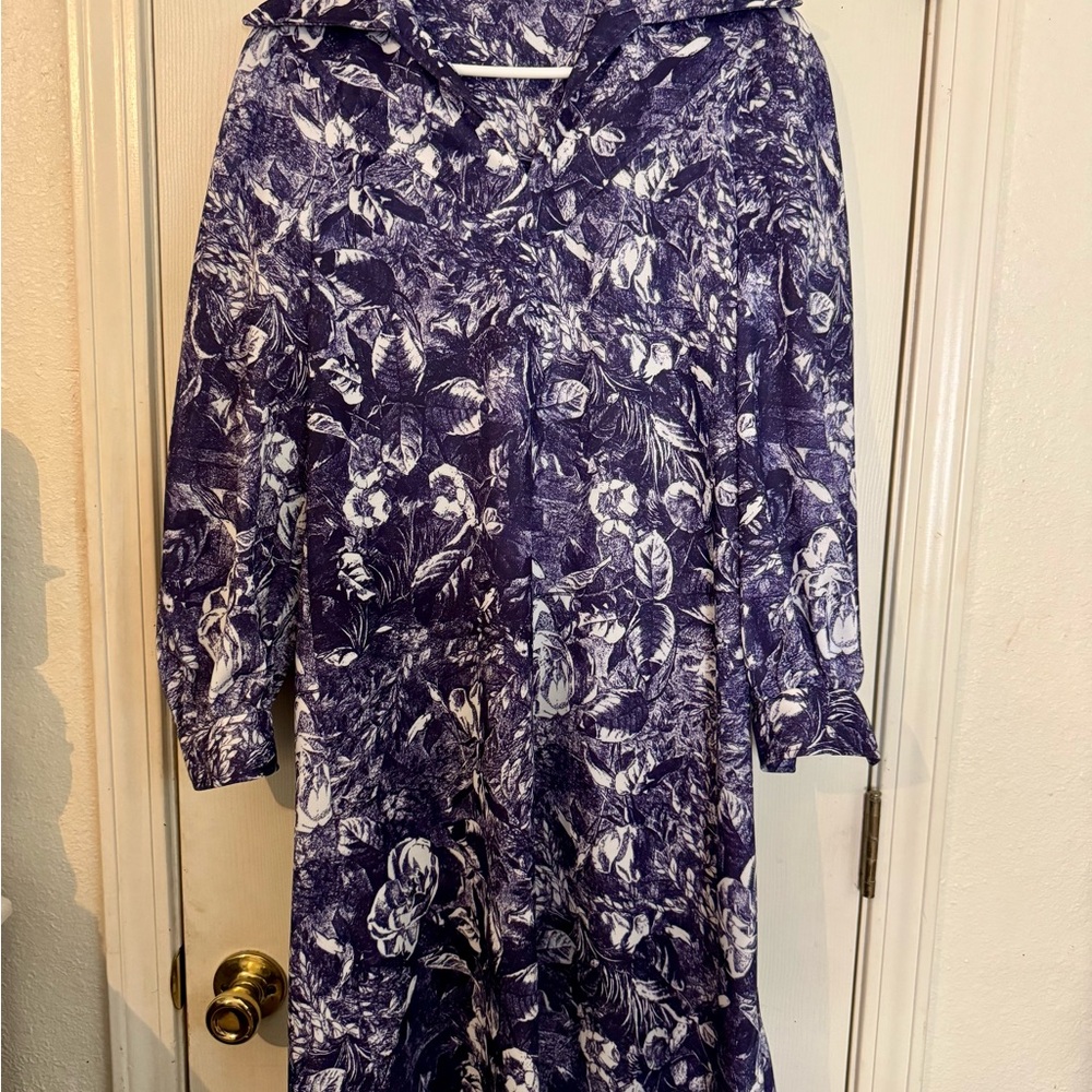 Vintage 1970s Handmade Floral Blue and White Dress Size 8-10